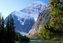 虎扑手机网：[高尔夫]蓝湾大师赛竹田丽央领先2杆 李淑瑛T9王馨迎T11.